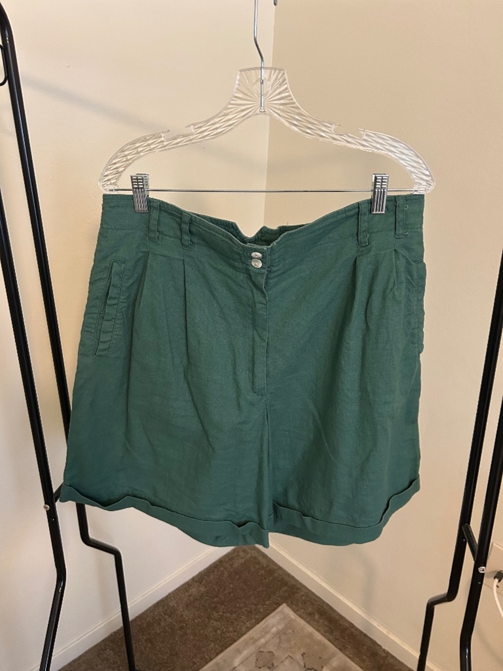 High-Waist Green Women's Shorts
